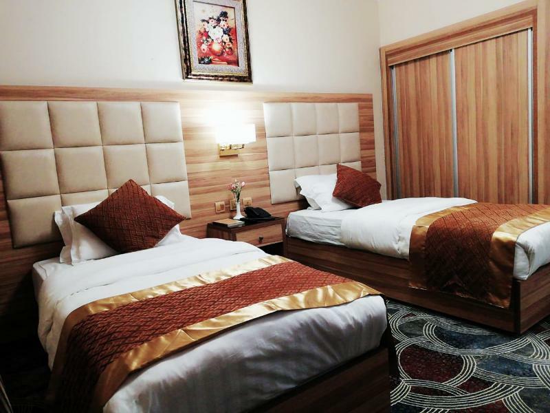 Roshan Al Azhar Hotel Джеда Екстериор снимка